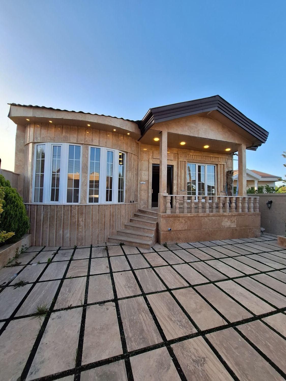 فروش خانه ویلایی مرکز شهر۲۴۴متر مهندسی/آناملک|فروش خانه و ویلا|خشکبیجار, |دیوار