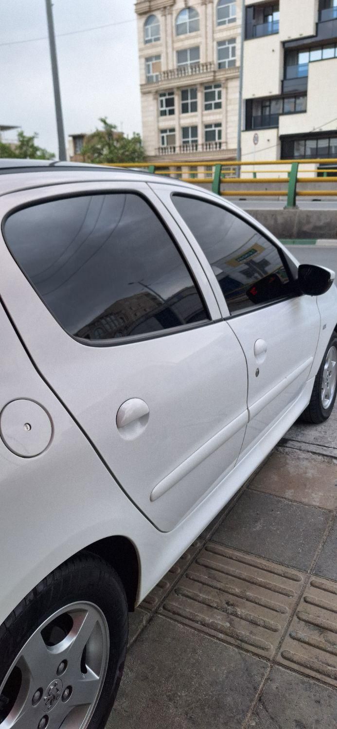 شیشه دودی با گارانتی (نانوسرامیک)/روکش صندلی خودرو|خدمات موتور و ماشین|اراک, |دیوار