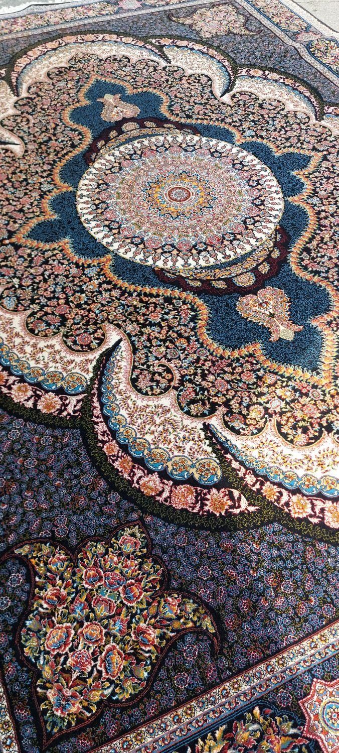 یک تخته  12 متری  700شانه تراکم 2550 تمام نخ|فرش|محمدیه-قزوین, |دیوار