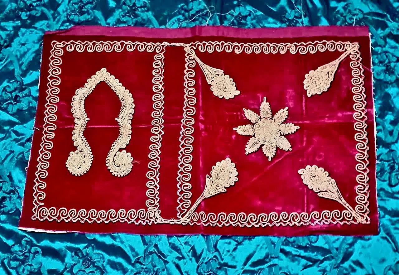 رومیزی مخمل قدیمی ابریشم|پرده، رانر، رومیزی|تهران, ونک|دیوار
