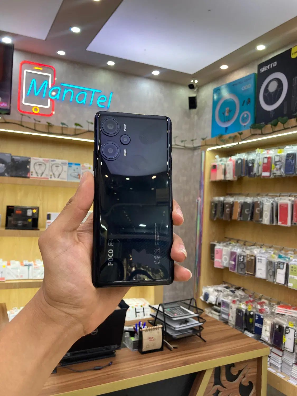 پوکو F5|موبایل|کاشان, دروازه فین|دیوار