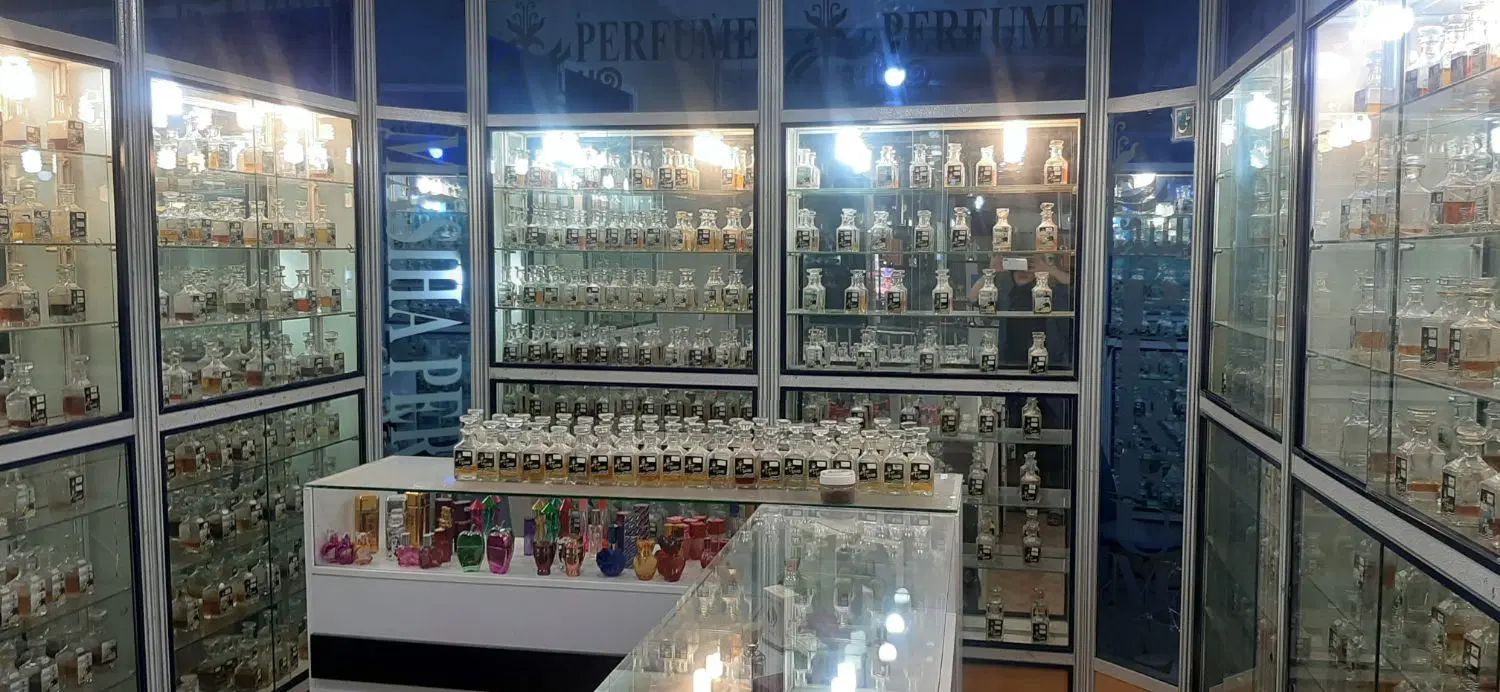 فروش کلیه لوازم مغازه عطرفروشی|فروشگاه و مغازه|ملایر, |دیوار