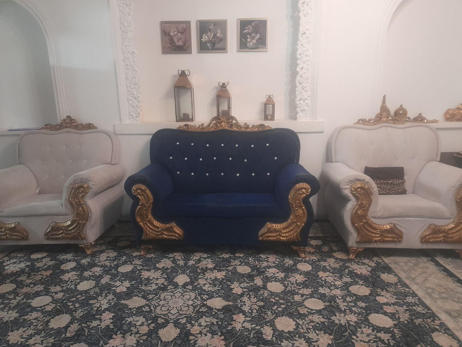 مبلمان|مبلمان خانگی و میز عسلی|شیراز, میرزاکوچک خان|دیوار