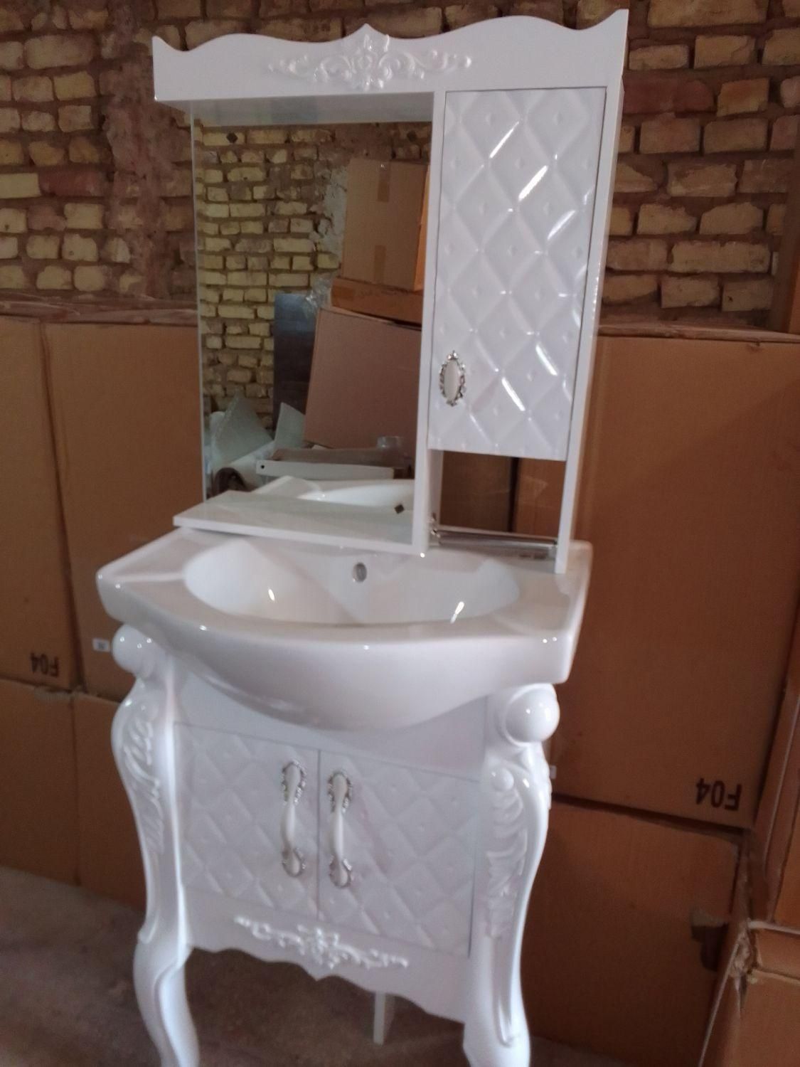 روشویی کمدی۱|لوازم سرویس بهداشتی|یزد, |دیوار