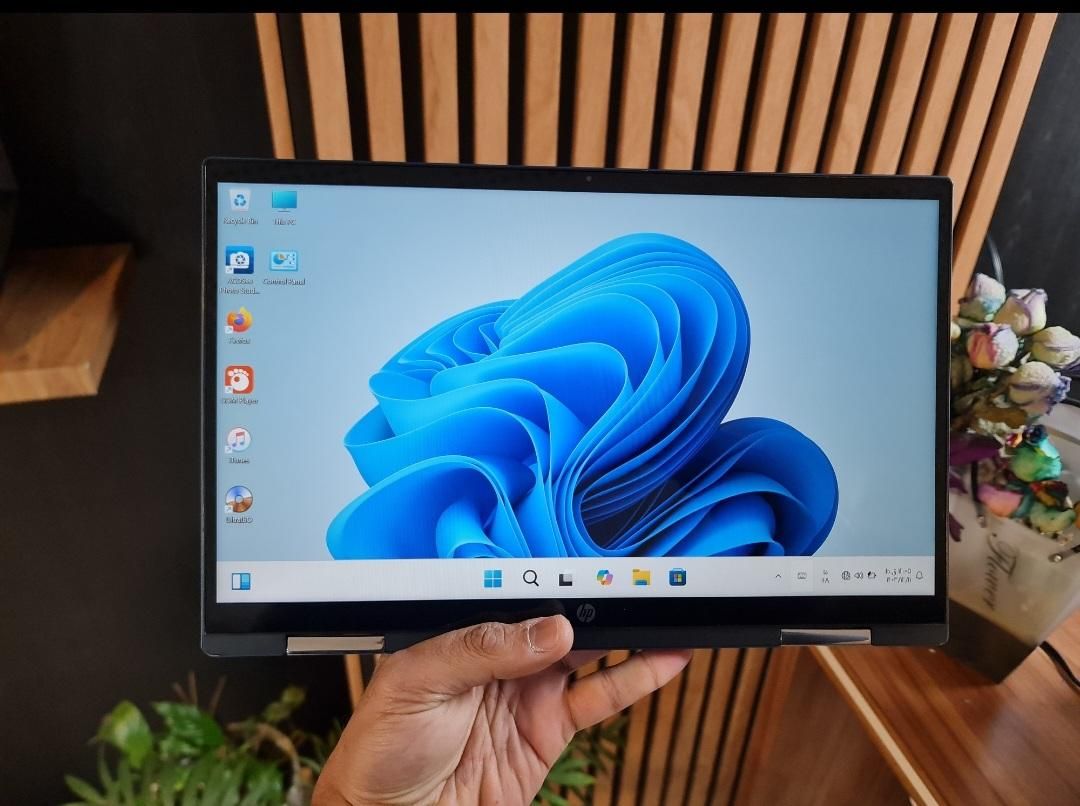 لپتاپ hp نسل سیزده تاچ چرخشی ram 32G|رایانه همراه|شیراز, فرگاز|دیوار
