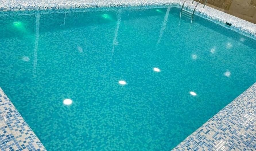 ویلا استخر دار مستقیم از مالک|اجارهٔ کوتاهمدت ویلا و باغ|بندر انزلی, انصار الحسین|دیوار