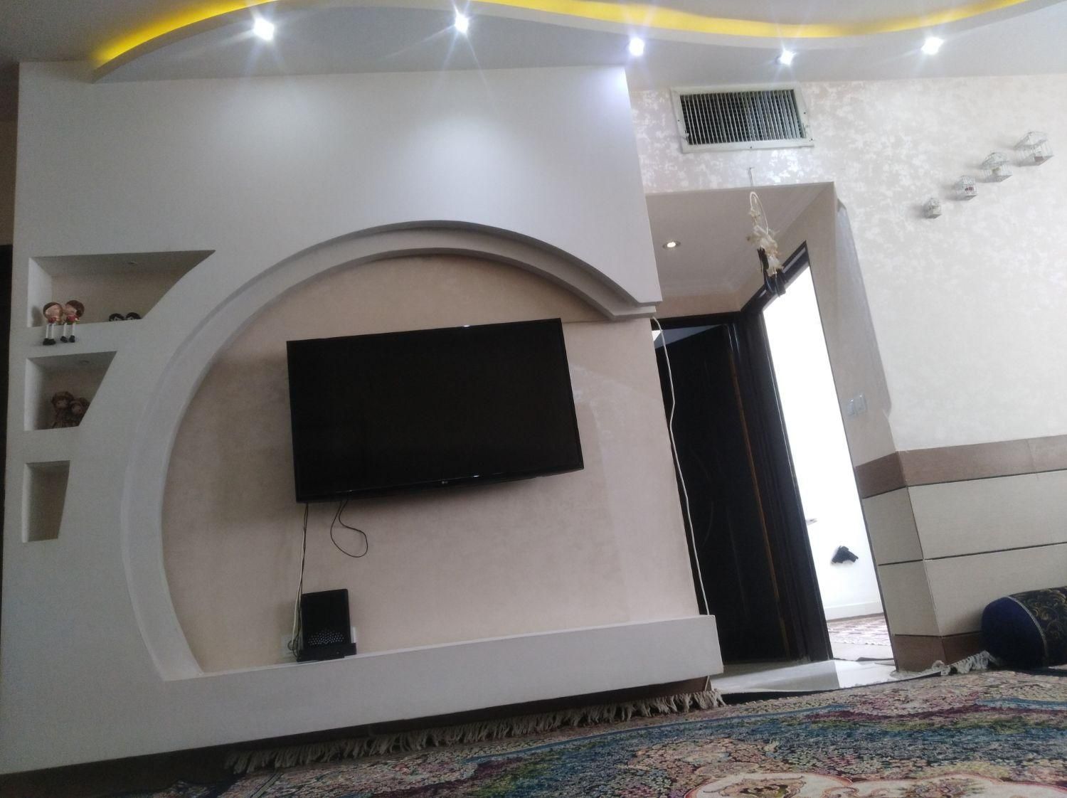 منزل ویلایی طبقه دوم ۱۱۰ متر دو خواب نواب صفوی|فروش خانه و ویلا|شیراز, کوشک میدان|دیوار