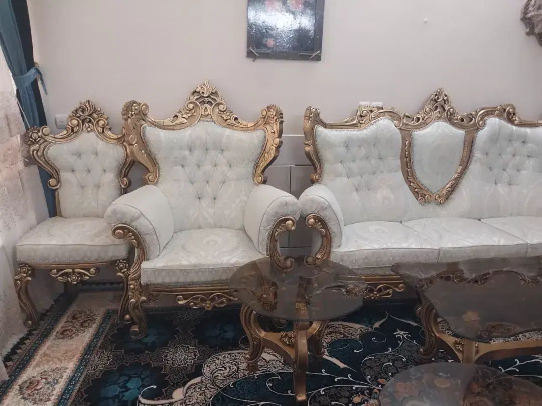 مبل سلطنتی خوش نشین شیک وباکلاس|مبلمان خانگی و میز عسلی|اصفهان, دستگرده|دیوار