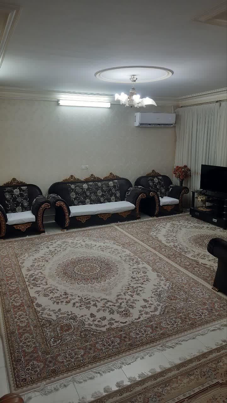 واحد دو خواب با دوکولر گازی پارکینک وحیاط دربست|اجارهٔ کوتاه‌مدت آپارتمان و سوئیت|کاشان, ولیعصر|دیوار