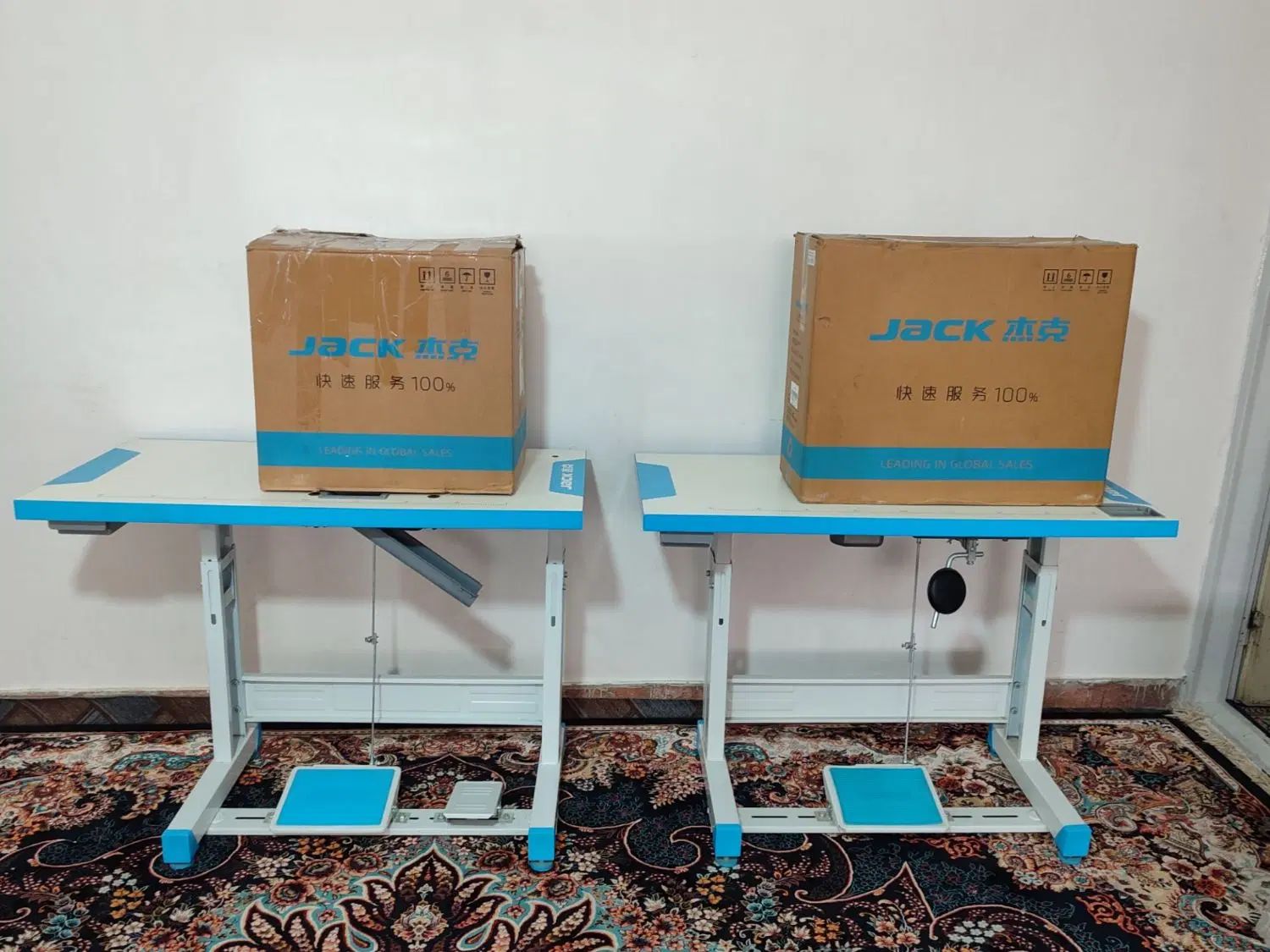 چرخ خیاطی راسته دوزمدلF10 سردوزدوز پنج نخ مدلE4S|چرخ خیاطی و ریسندگی|مشهد, پورسینا|دیوار