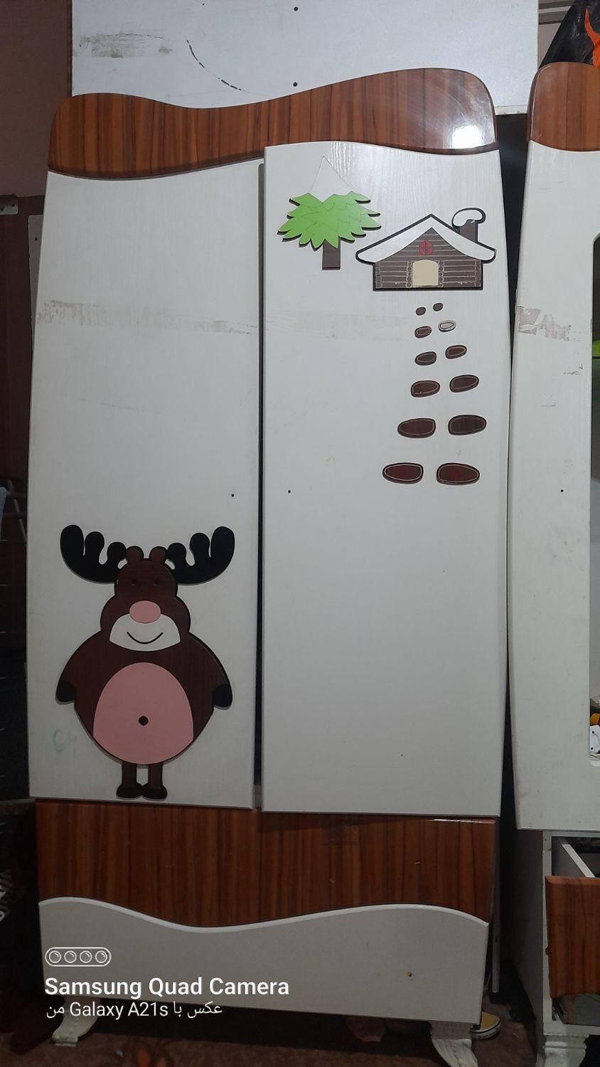 سرویس تخت کودک و نوجوان شامل تخت،ویترین و کمد لباس|تخت و سرویس خواب|زنجان, |دیوار