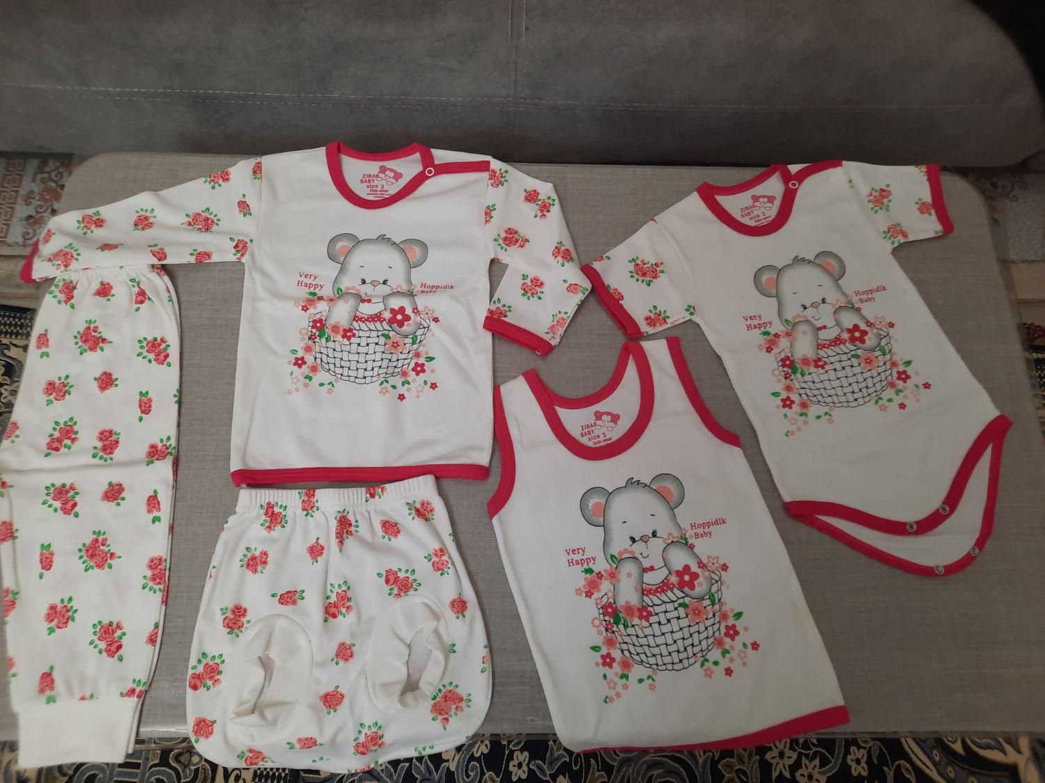 لباس بچگانه....روروئک|کفش و لباس بچه|بروجرد, |دیوار