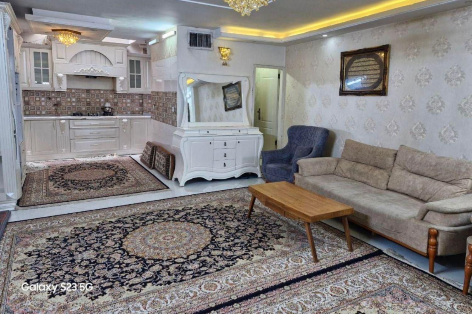 اجاره آپارتمان لوکس 100 متری همکف 17 شهریور|اجارهٔ کوتاه‌مدت آپارتمان و سوئیت|مشهد, هفده شهریور|دیوار