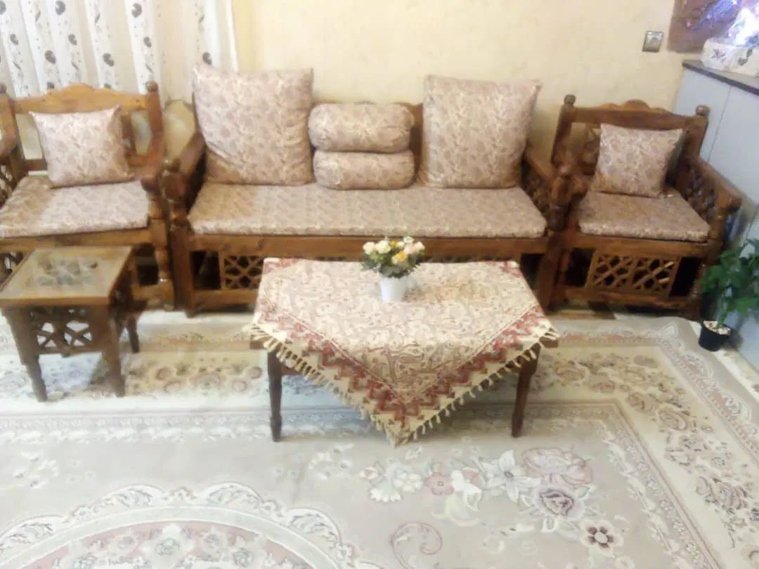 مبلمان سنتی ۵ نفره|مبلمان خانگی و میز عسلی|تهران, جابری|دیوار