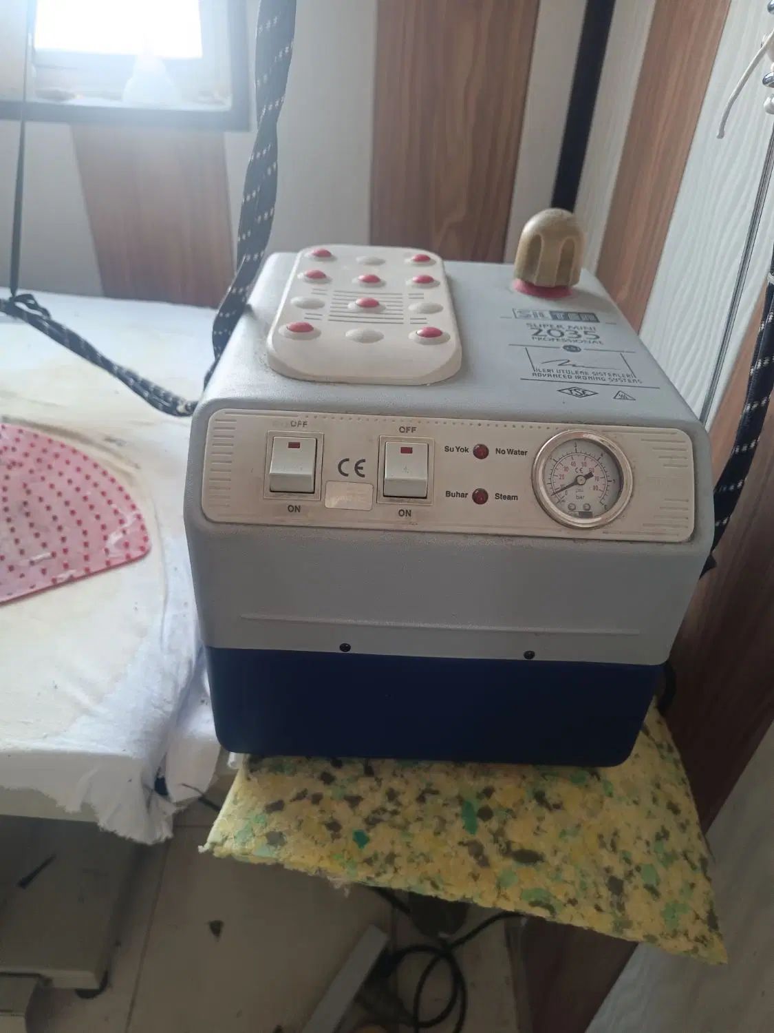چرخ راسته جک و زوجی در حد چند ماه کار|چرخ خیاطی و ریسندگی|تهران, اباذر|دیوار