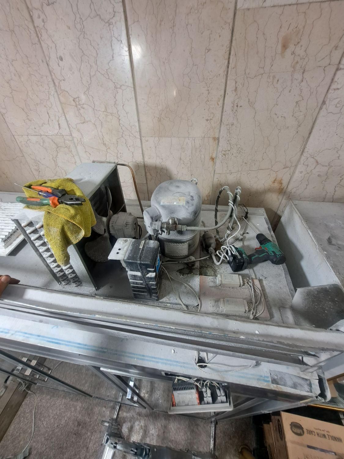 تعمیرات شارژ گاز تعمیر یخچال فریزر صنعتی کل تهران|خدمات پیشه و مهارت|تهران, امام حسین|دیوار