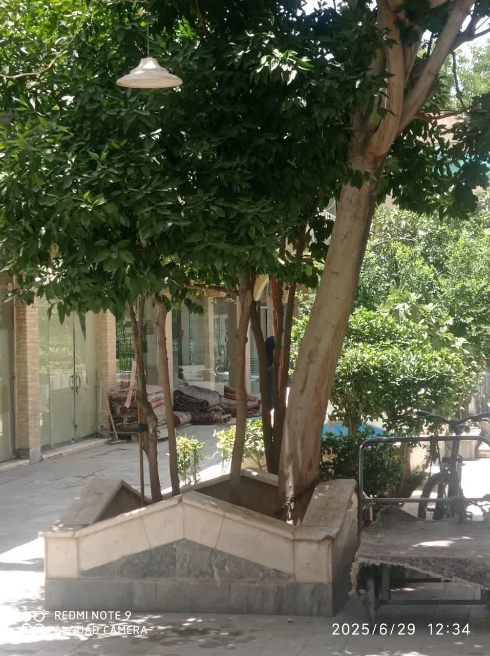 اجاره مغازه ۳۰ متری در میرعماد|اجارهٔ مغازه و غرفه|اصفهان, میرعماد|دیوار