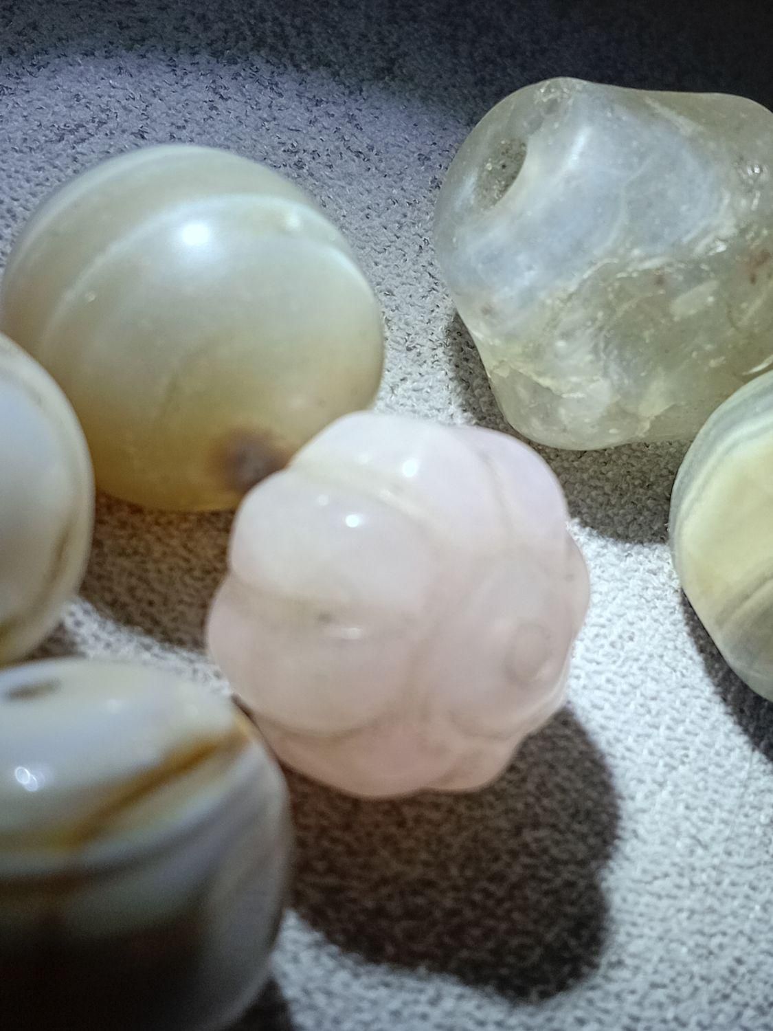 مهره های درشت کهنه تاریخی|کلکسیون اشیاء عتیقه|تهران, قناتکوثر|دیوار