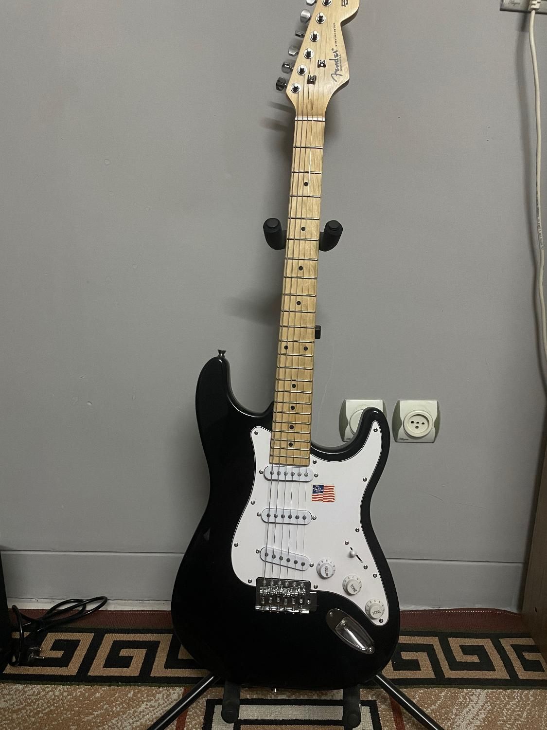 گیتار الکتریک FENDER پک کامل|گیتار، بیس، امپلیفایر|کرمان, |دیوار