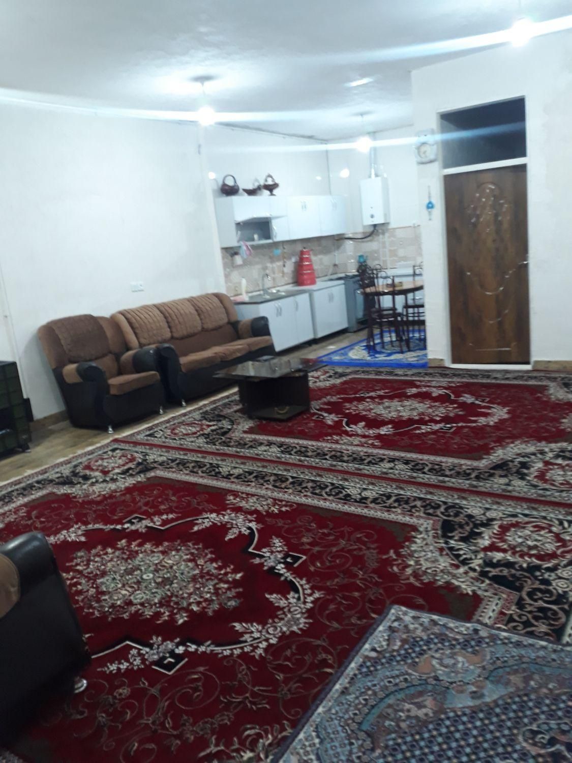 اجاره روزانه/هفتگی/ماهانه ‌سوئیت‌در‌قلعه‌سنگی|اجارهٔ کوتاه‌مدت آپارتمان و سوئیت|خرم‌آباد, |دیوار