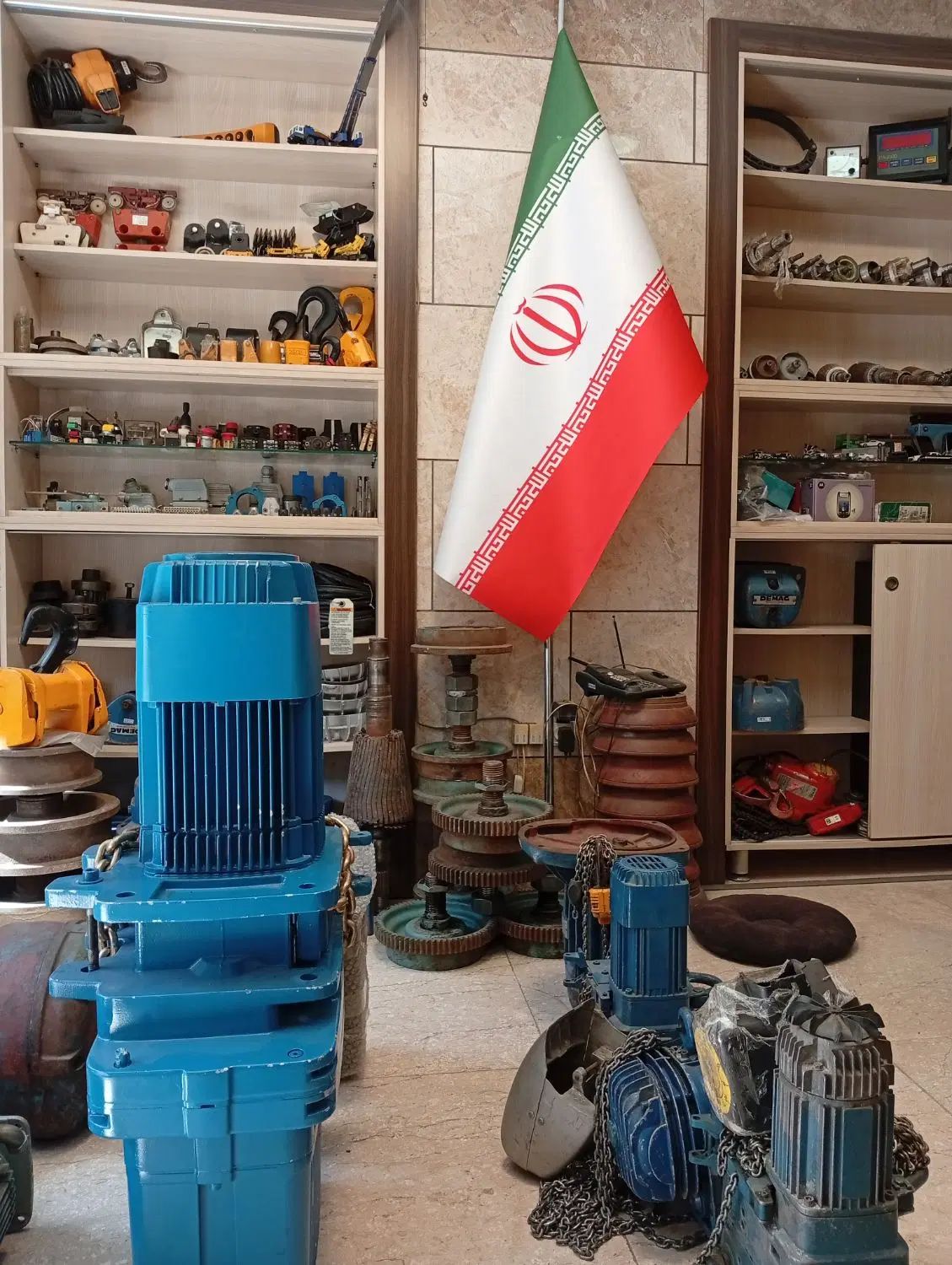 وینچ، بالابر، جرثقیل سقفی دماگ|ماشین‌آلات صنعتی|تهران, خرمشهر|دیوار