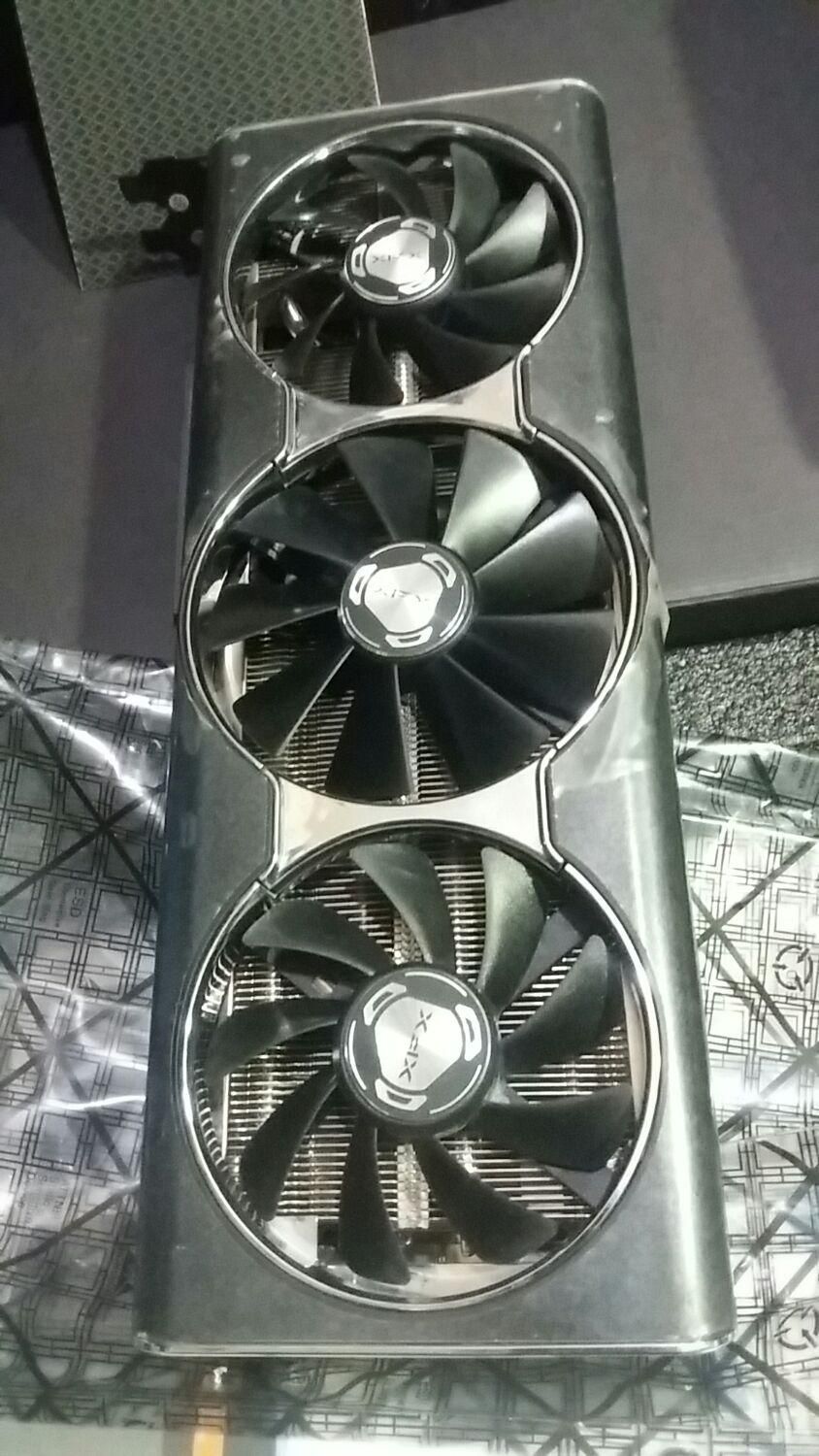 گرافیک XFX 5700xt ULTRA سه فن درحد|قطعات و لوازم جانبی رایانه|قم, امامزاده ابراهیم|دیوار