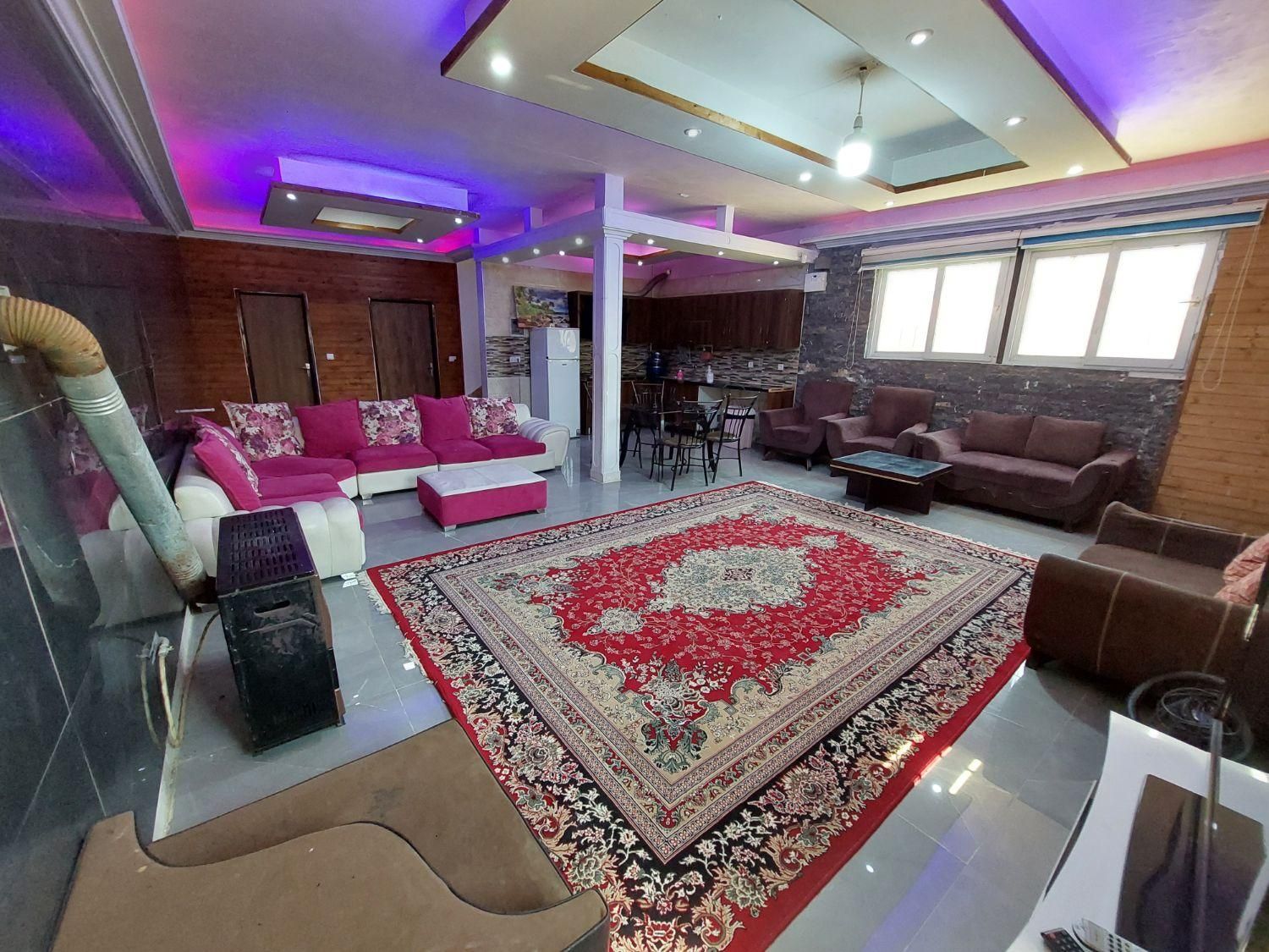 ویلای ۳ خواب دوبلکس ۳۸۰ متری کد ۴۲۱|اجارهٔ کوتاه‌مدت ویلا و باغ|ساری, |دیوار