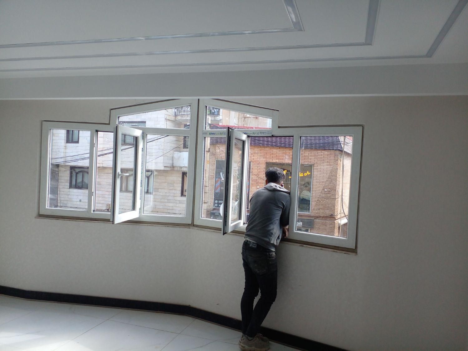 درب و پنچره دوجداره upvc و توری پلیسه|خدمات پیشه و مهارت|همدان, |دیوار