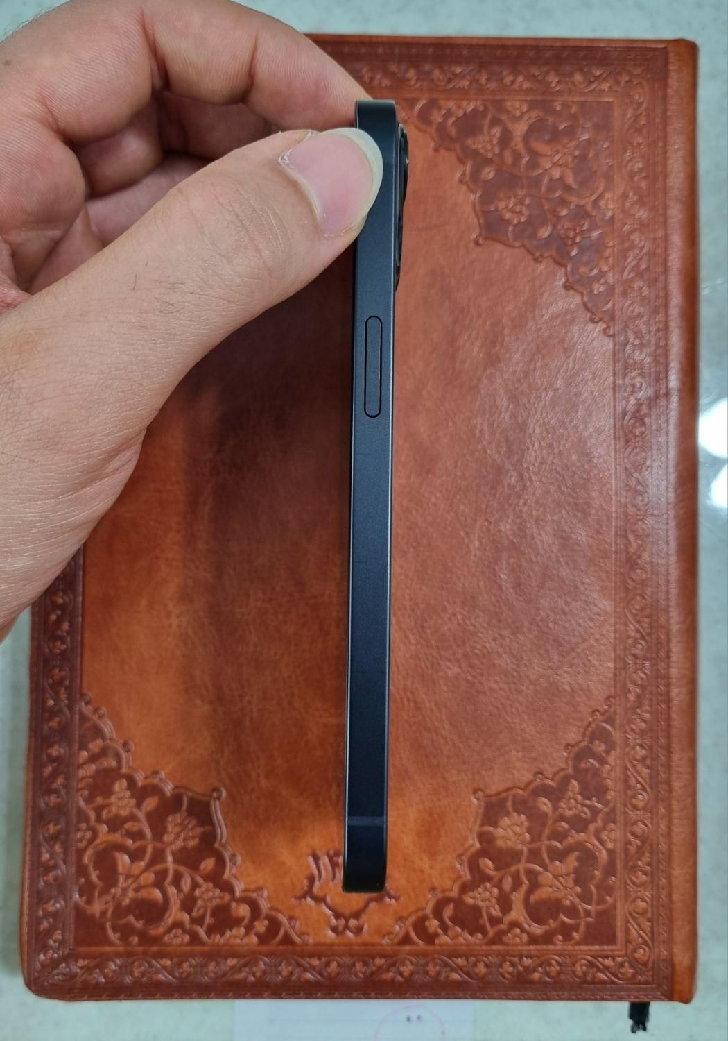 اپل iPhone 13 پک اصلی مشابه نو دوسیم سری M|موبایل|خمین, |دیوار