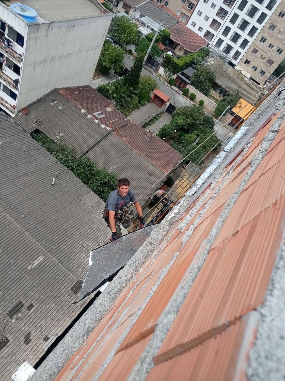 ایزوگام و آبندی نما بدون نیاز به داربست.با بندبازی|خدمات پیشه و مهارت|محمودآباد, |دیوار