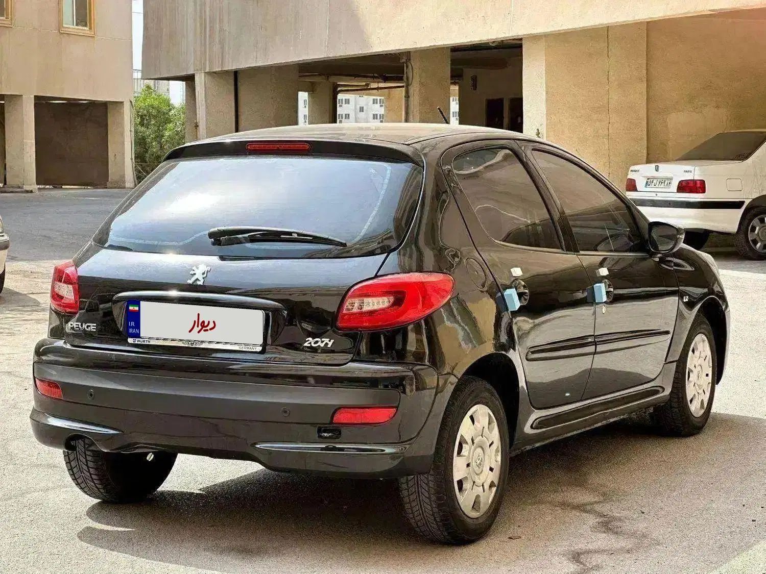 پژو207مدل1401کارکر40000لاستیک بیمه بدنه ثالث فول|خودرو سواری و وانت|بندرعباس, |دیوار