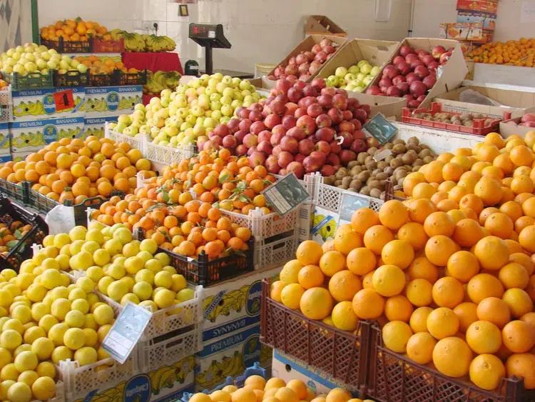 کارگر ساده میوه فروشی|استخدام خدمات فروشگاه و رستوران|تهران, نظام‌آباد|دیوار