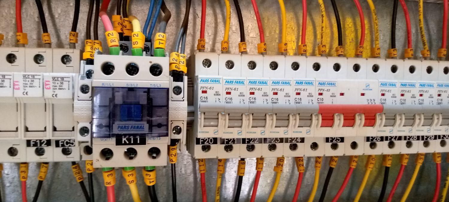 برقکارساختمان صنعتی رفع اتصالی|خدمات پیشه و مهارت|چابهار, |دیوار