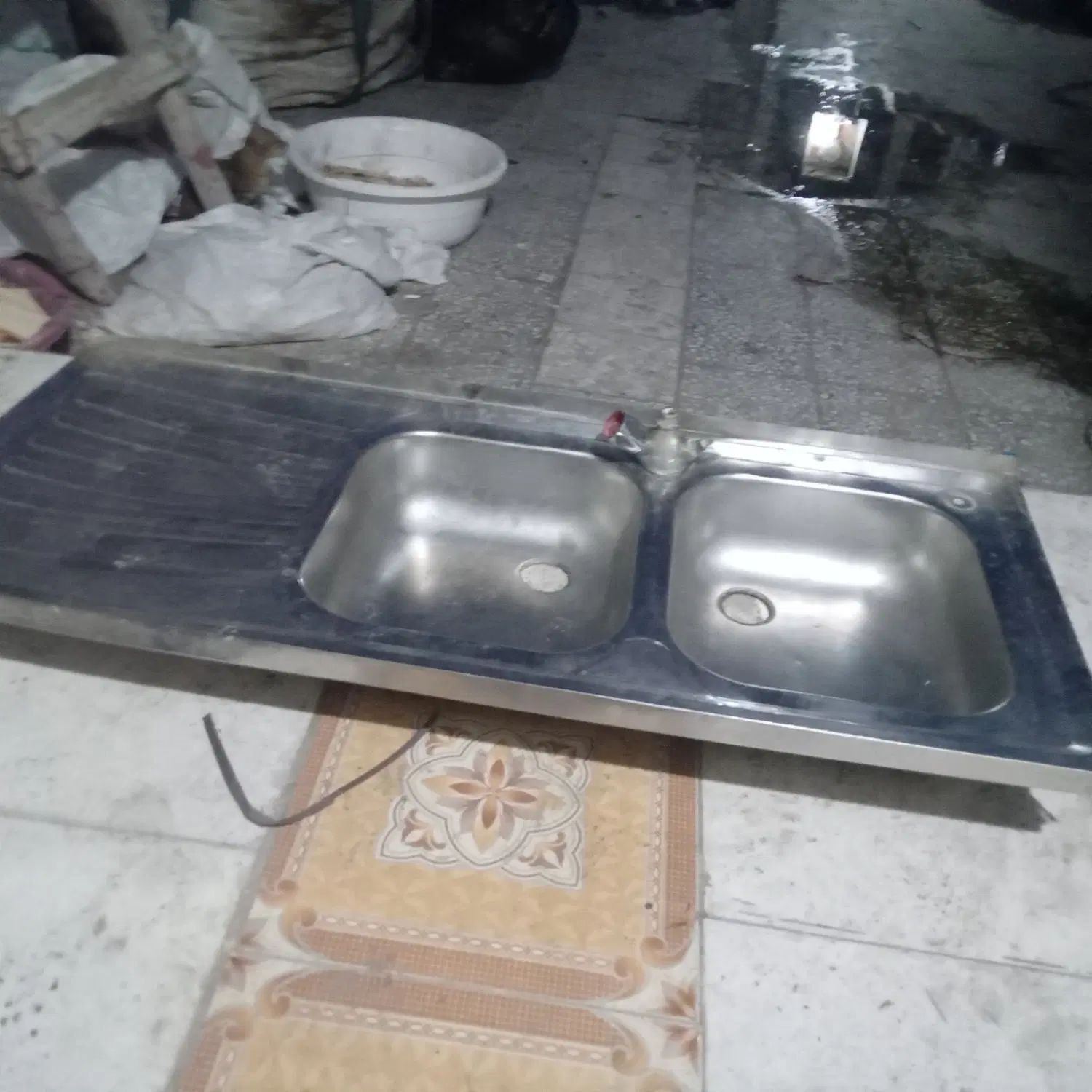 اجاق گاز سه شعله کابینت دار+پیک نیک و تعدادی وسایل|اجاق گاز و لوازم برقی پخت‌وپز|بوشهر, |دیوار