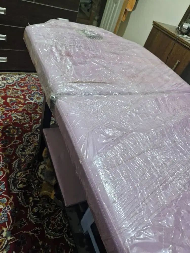 تخت ماساژ و مژه در حد نو|تخت و سرویس خواب|تهران, فرزانه|دیوار