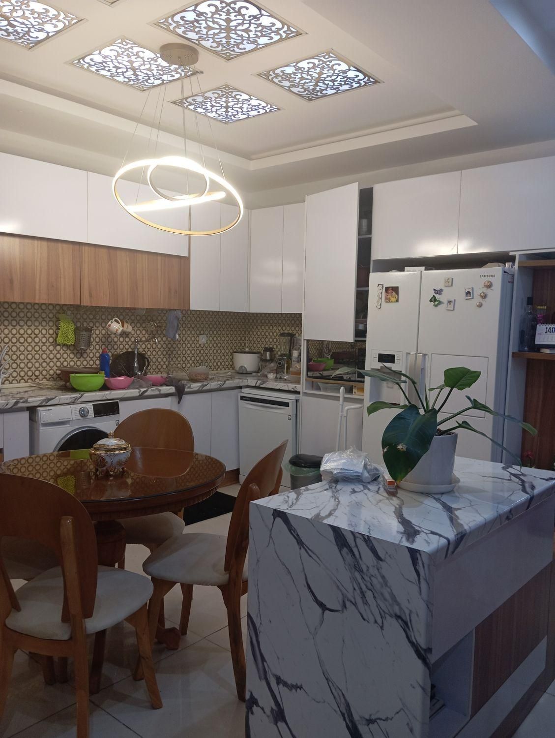 آپارتمان ۱۶۰ متری سند دار تاپ لوکیشن میدان مادر|فروش آپارتمان|پاکدشت, پاکدشت (مامازند)|دیوار