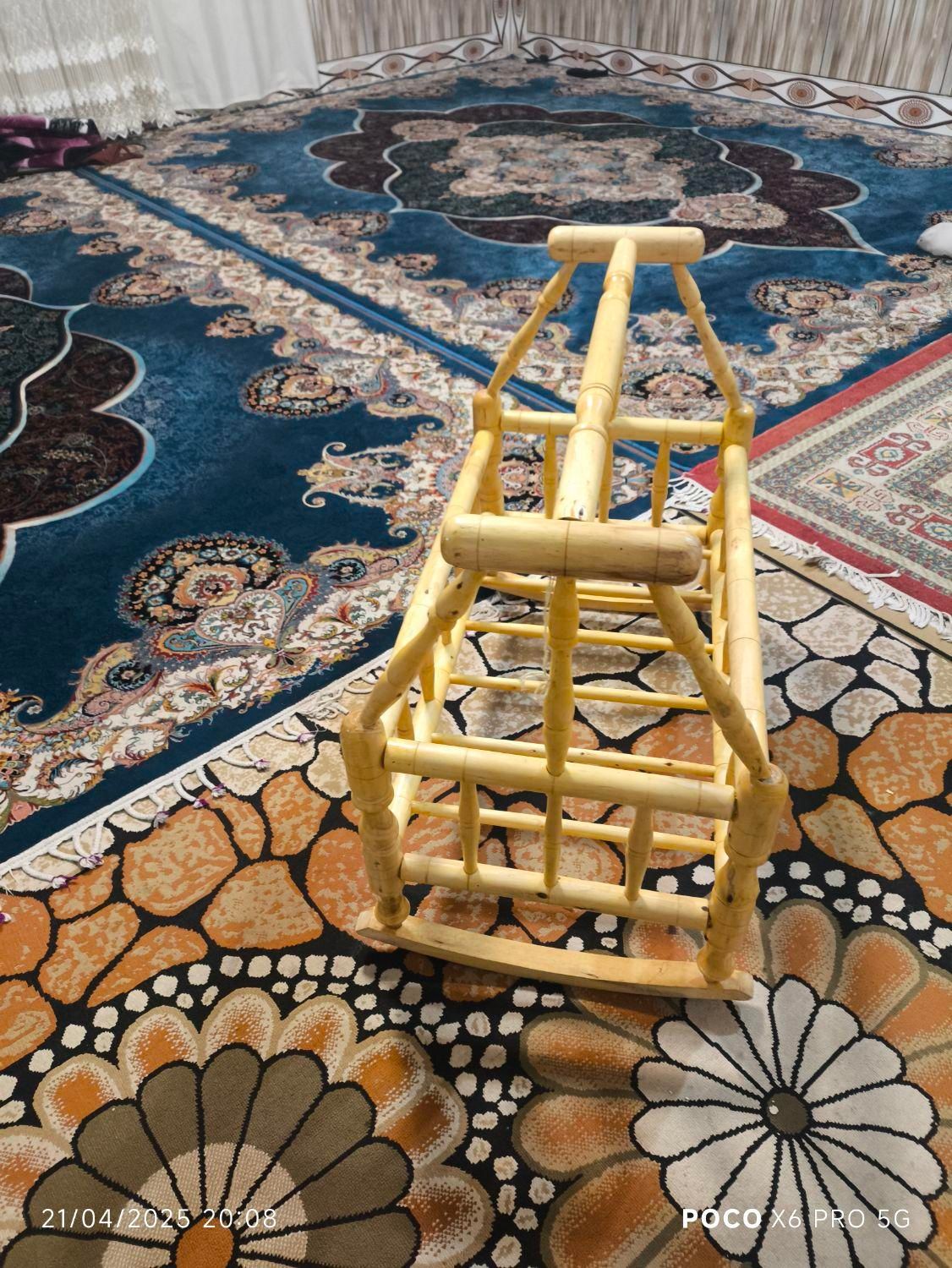 گهواره‌ای مال بچه نو|تخت و صندلی بچه|الیگودرز, |دیوار