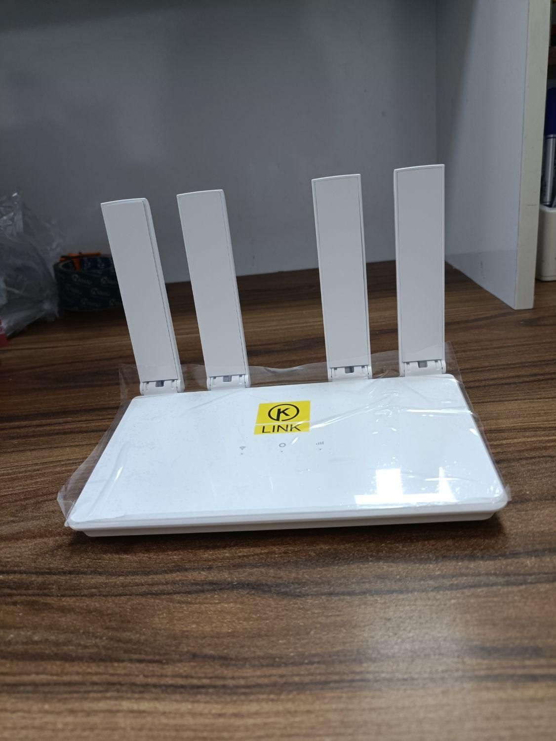 مودم آنلاک LTE وای فای نسل ۶  نمایندگی شاپ ایرانسل|مودم و تجهیزات شبکه|رشت, دیلمان|دیوار