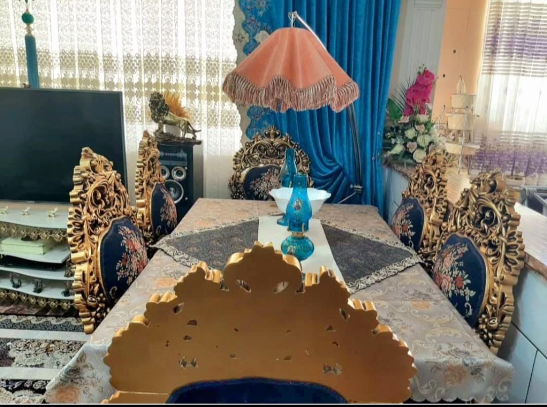 میزغذاخوری۶نفره چوب راش نماکاری زیبا|میز و صندلی غذاخوری|ازنا, |دیوار
