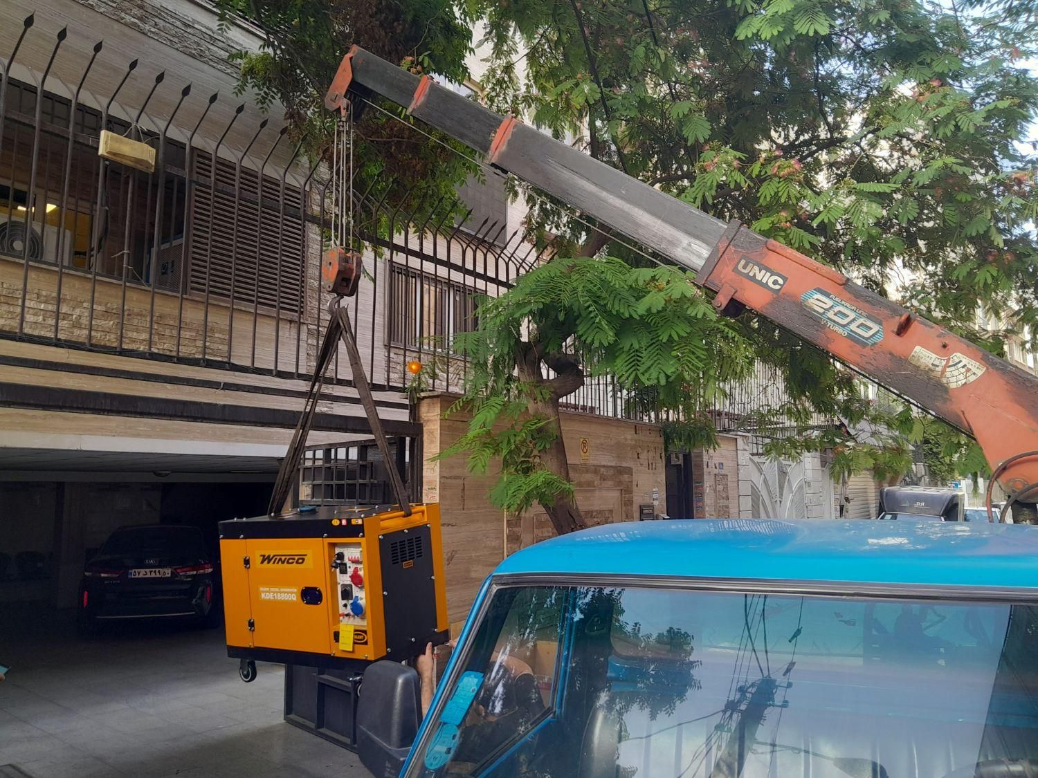 جرثقیل برای همه جای تهران و همه نوع بار ۳تن و ۲تن|خدمات حمل و نقل|تهران, بریانک|دیوار