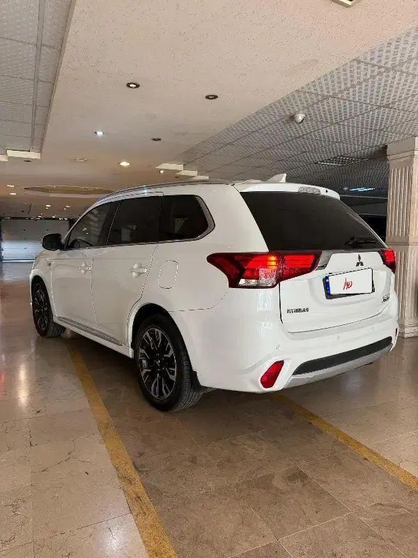 اوتلندر phev 2018|خودرو سواری و وانت|تهران, ولنجک|دیوار