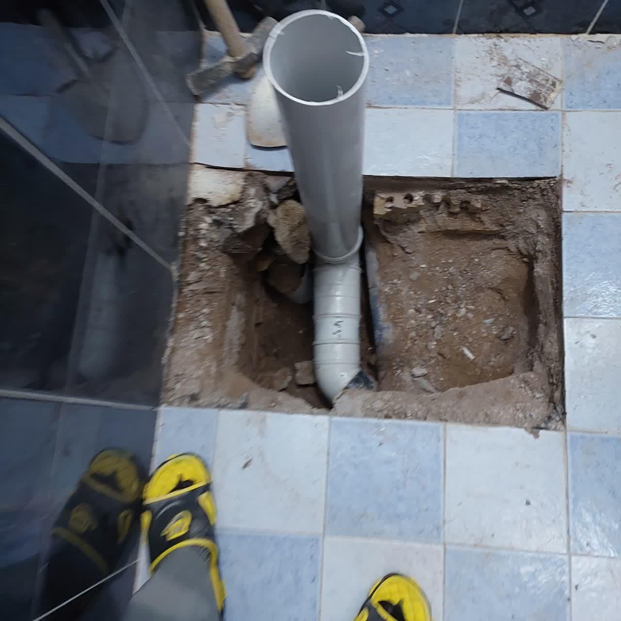 نشت یابی تشخیص ترکیدی لوله آب رفع نم نشتی|خدمات پیشه و مهارت|دزفول, |دیوار