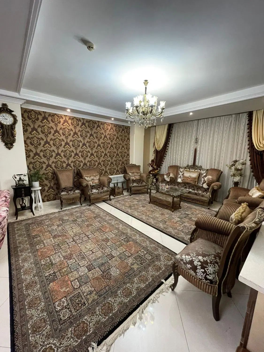 ست مبلمان وناهار خوری چوب راش گرجستان ،پارچه ترک|مبلمان خانگی و میز عسلی|تهران, فردوس|دیوار
