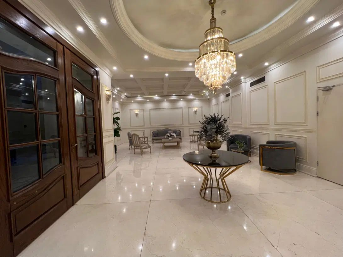 آپارتمان ۱۲۵ متر/فول/غرق نور/ویو مشجر/تاپ لوکیشن|فروش آپارتمان|تهران, حکمت|دیوار
