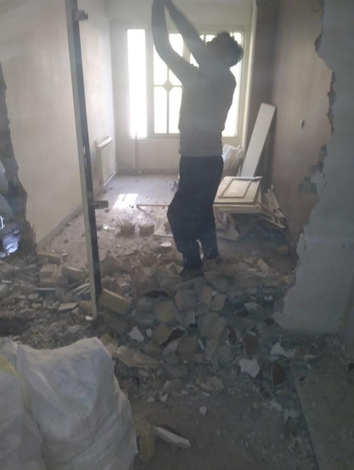 تخریب داخلی ساختمان تخریب دیوار آرک اوپن شومینه کف|خدمات پیشه و مهارت|تهران, ستارخان|دیوار