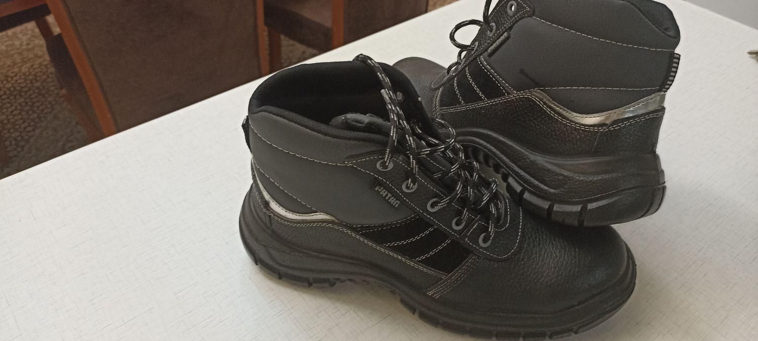 کفش ایمنی مهندسی سایز ۴۴|کیف، کفش، کمربند|سنندج, |دیوار