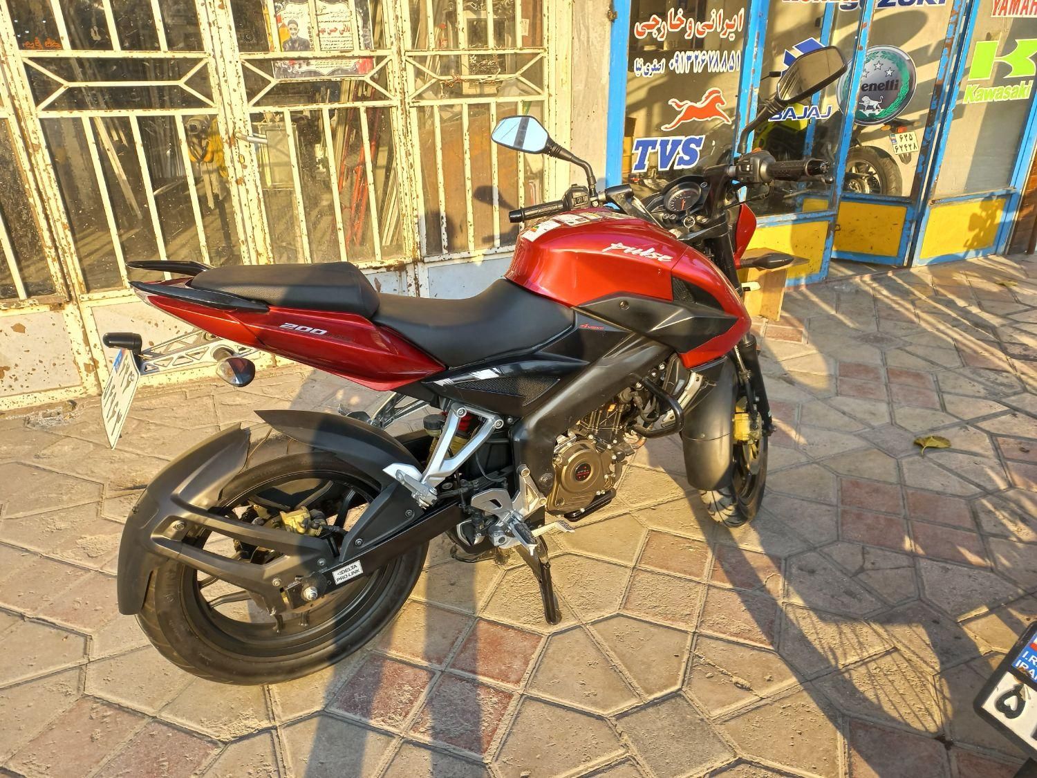 Ns200مدل94|موتورسیکلت|اصفهان, احمدآباد|دیوار