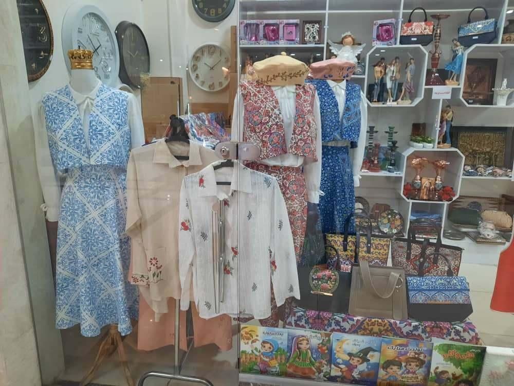 صنایع دستی امیدی فروش به صورت حضوری و آنلاین|صنایع دستی و سایر لوازم تزئینی|شیراز, شاهچراغ|دیوار