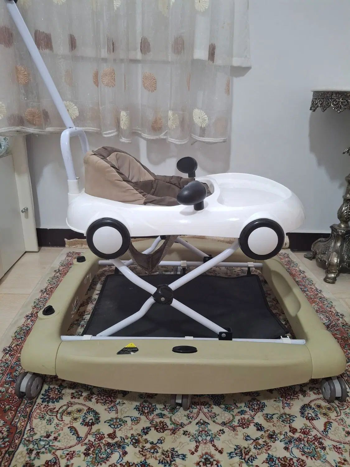 روروک دلیجان|اسباب و اثاث بچه|رشت, نامجو|دیوار