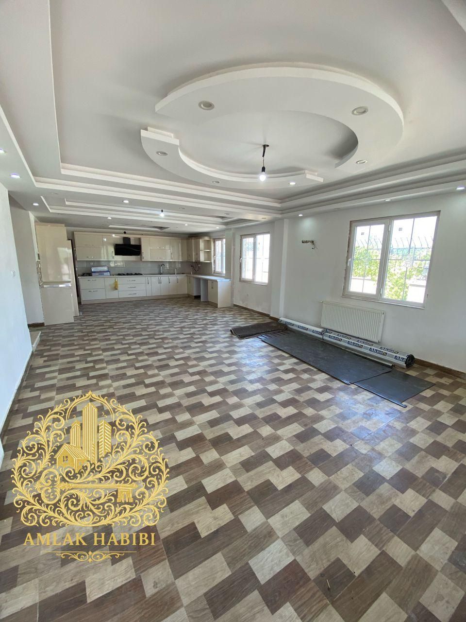 ویلا 260 متری استخر دار دو بر /قیمت فوق العاده/|فروش خانه و ویلا|کیاشهر, |دیوار